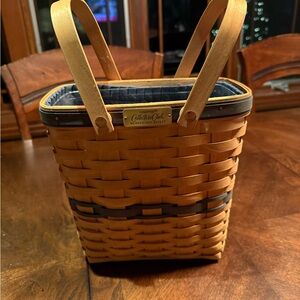 Longaberger Collectors Club Membership Basket
